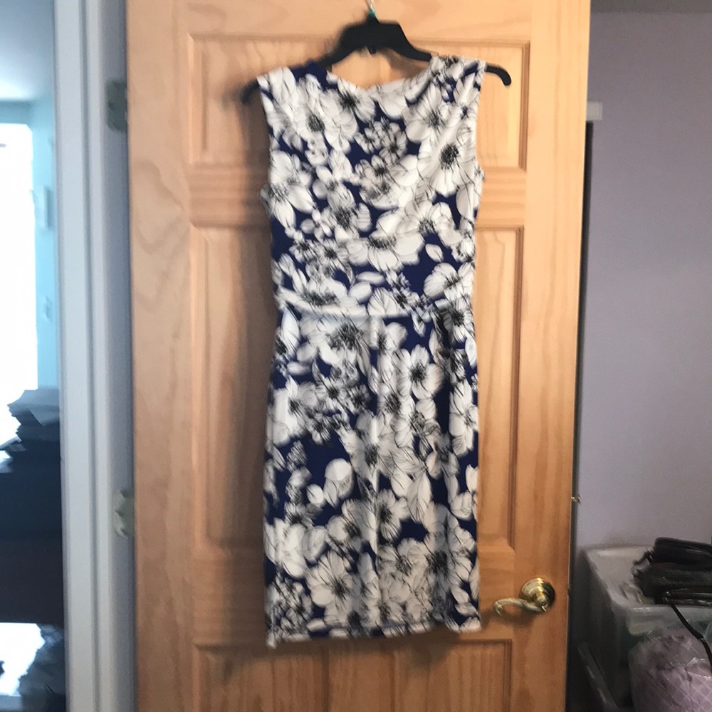 Chaps faux wrap dress with ruffle Size large